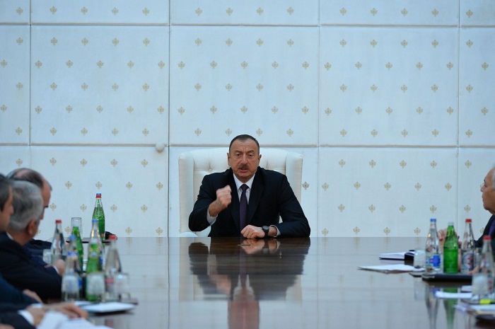 Azerbaijani president chairs meeting of Cabinet of Ministers